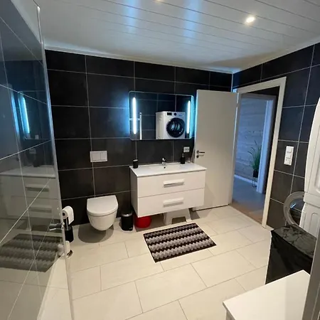 Lakes And Mountain, We Got Both! Vakantiehuis Moi (Lund)