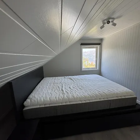 Vakantiehuis Lakes And Mountain, We Got Both!