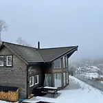 Holiday home Lakes And Mountain, We Got Both!