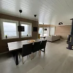 Lakes And Mountain, We Got Both! Holiday home Moi (Lund)